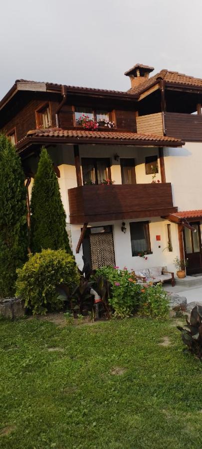 Къща За Гости Джонсън Ribarica Exterior photo